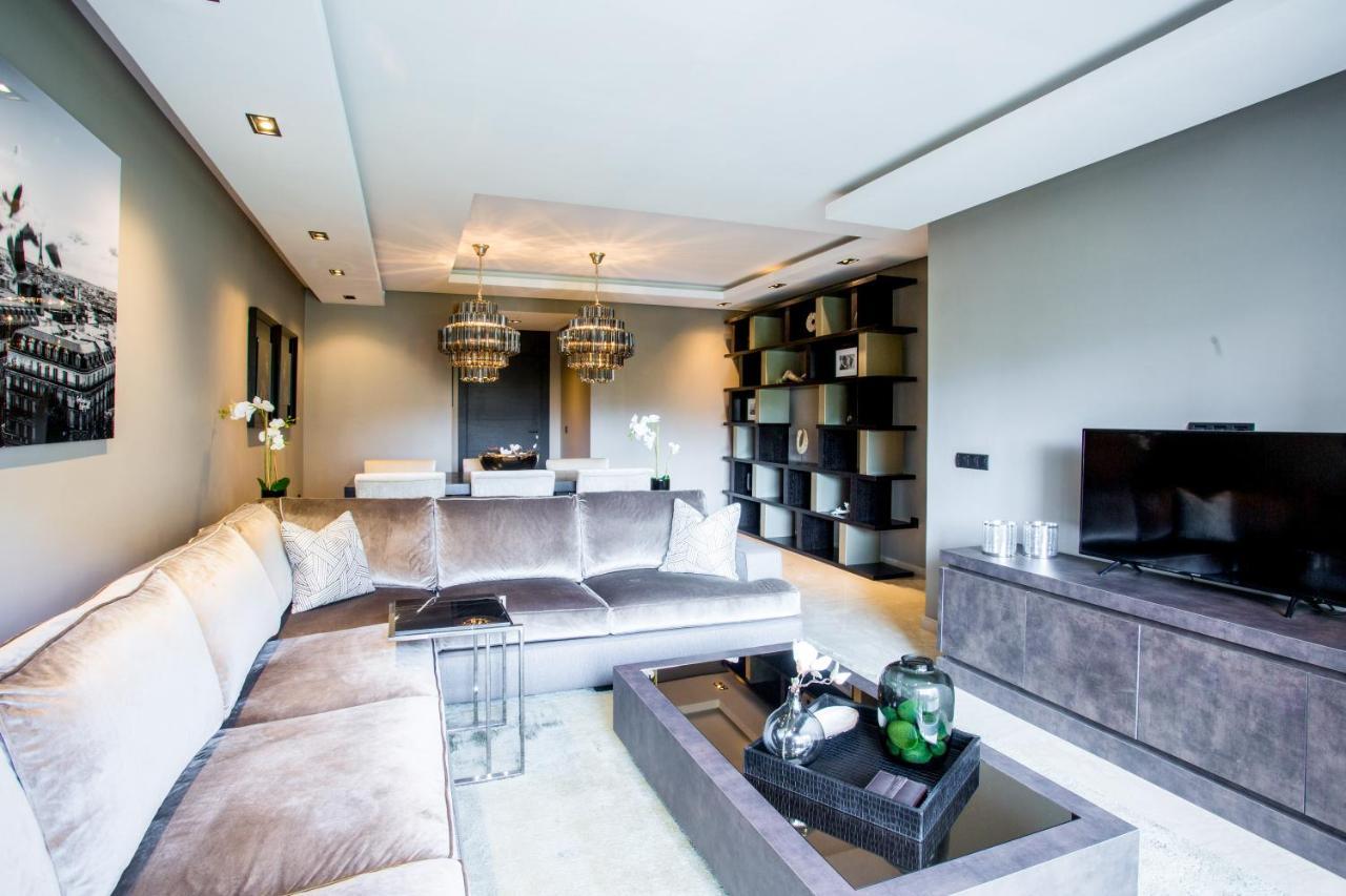 W-aldorf Casa Blanca